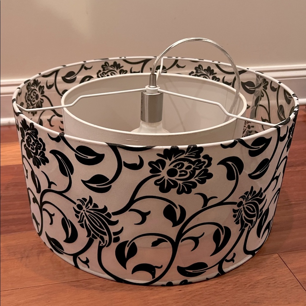 18” round light fixture